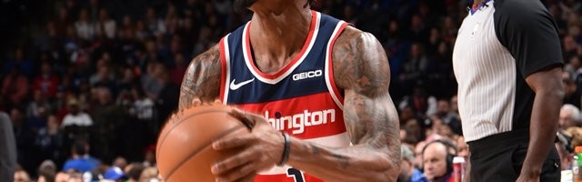 1xBET官网下载- 特雷杨25助攻老鹰胜奇才  